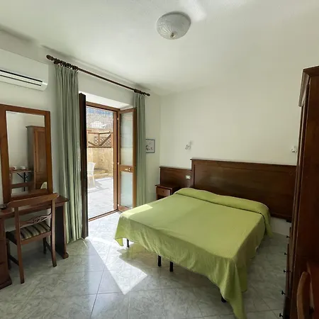 Apartment Andrea A Mare *