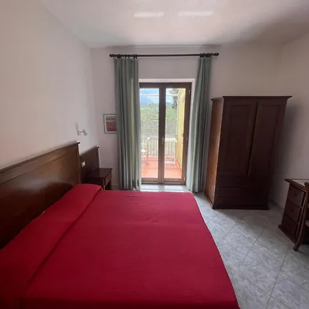 Andrea A Mare Forio di Ischia