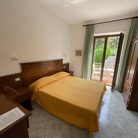 Andrea A Mare * Forio di Ischia