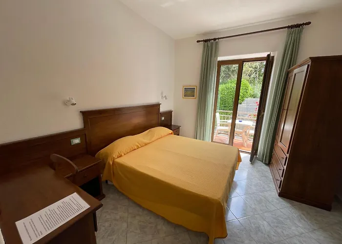 Andrea A Mare * Forio di Ischia