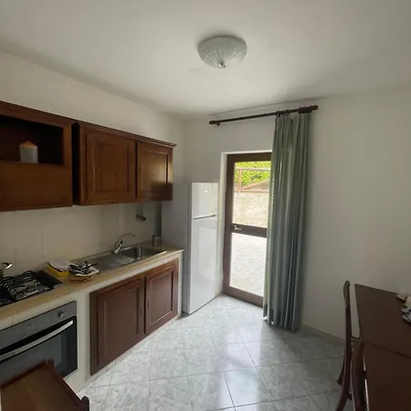 Andrea A Mare Forio (Isola d'Ischia)