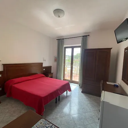 Andrea A Mare * Forio (Isola d'Ischia)